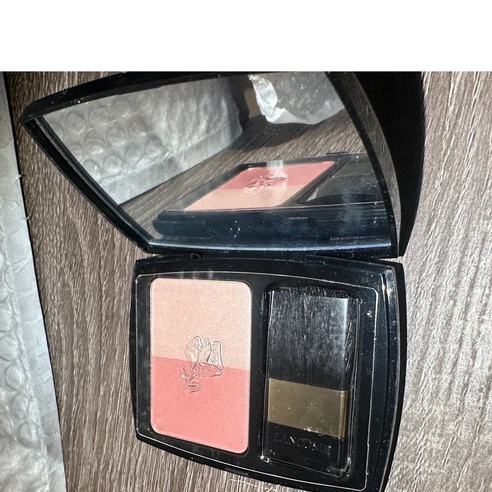 Lancome Blush Subtil Duo Two Good To Be True Powder Blush Compact discontinued‎